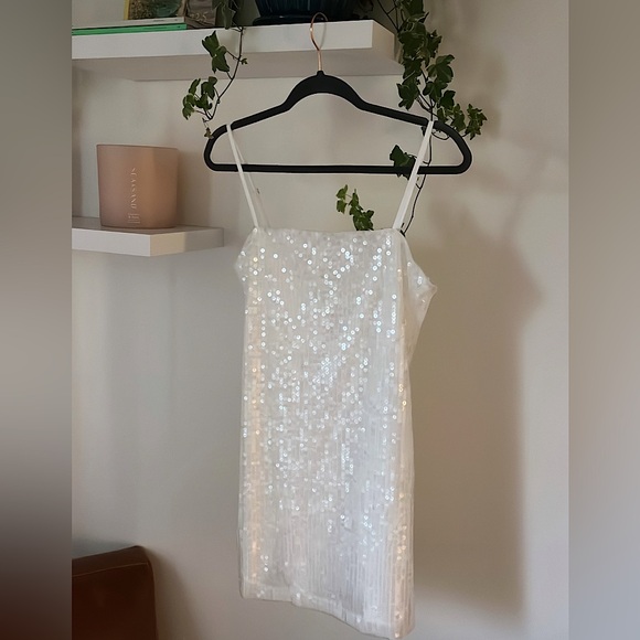 12th Tribe White Sequin Mini Dress. Size Small - Picture 2 of 4